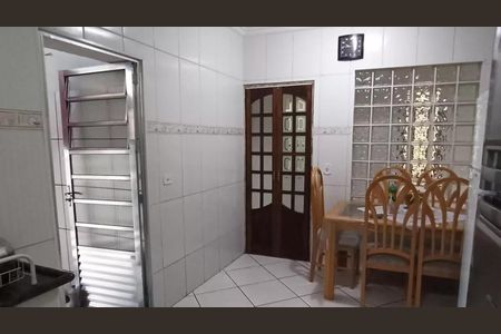 Casa à venda com 220m², 3 quartos e 2 vagasFoto 28