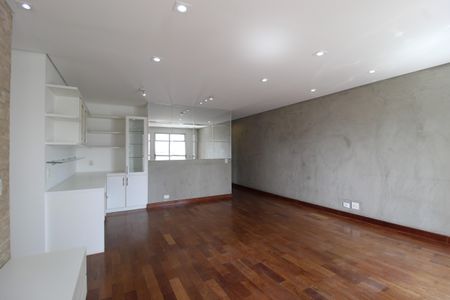Apartamento à venda com 81m², 2 quartos e 2 vagasSala