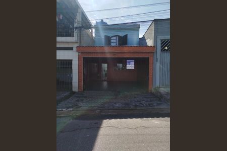 Casa à venda com 194m², 3 quartos e 2 vagasFachada