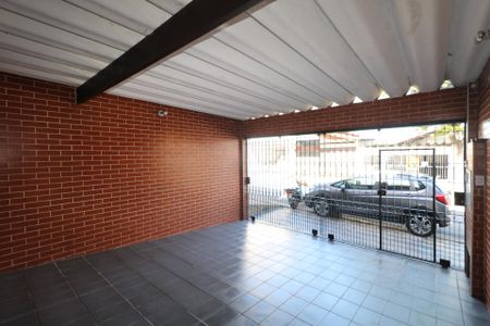 Casa à venda com 194m², 3 quartos e 2 vagasGaragem