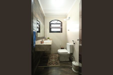 Casa à venda com 194m², 3 quartos e 2 vagasBanheiro Social 2