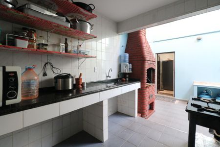Casa à venda com 194m², 3 quartos e 2 vagasQuintal e Área Gourmet
