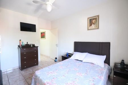 Casa à venda com 194m², 3 quartos e 2 vagasSuíte