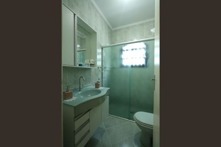 Casa à venda com 194m², 3 quartos e 2 vagasBanheiro Social