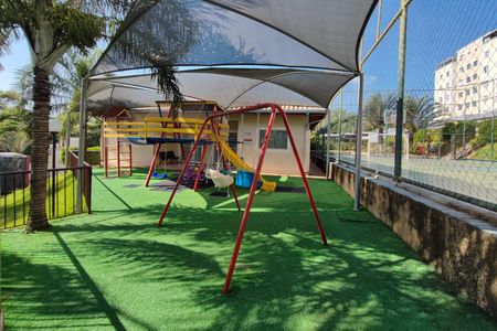 Apartamento à venda com 52m², 2 quartos e 1 vaga Apartamento à venda com 52m², 2 quartos e 1 vagaÁrea comum - Playground