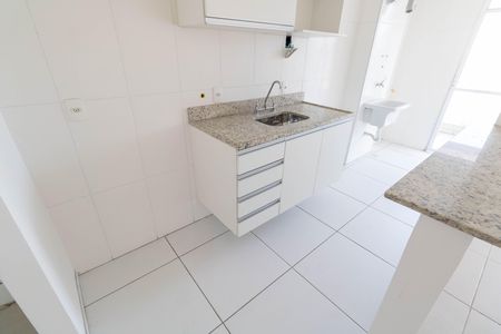 Apartamento para alugar com 140m², 4 quartos e 2 vagas Apartamento para alugar com 140m², 4 quartos e 2 vagasCozinha e Área de Serviço