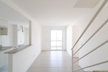 Apartamento para alugar com 140m², 4 quartos e 2 vagas Apartamento para alugar com 140m², 4 quartos e 2 vagasSala
