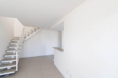 Sala de apartamento para alugar com 4 quartos, 140m² em Campo Grande, Rio de Janeiro