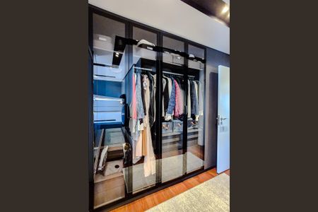 Apartamento à venda com 164m², 3 quartos e 4 vagasBanheiro da Suíte