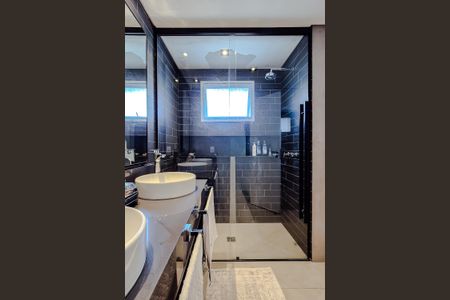 Apartamento à venda com 164m², 3 quartos e 4 vagasBanheiro da Suíte