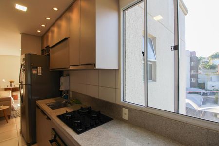 Apartamento à venda com 44m², 2 quartos e 1 vaga Apartamento à venda com 44m², 2 quartos e 1 vagaCozinha e Área de Serviço