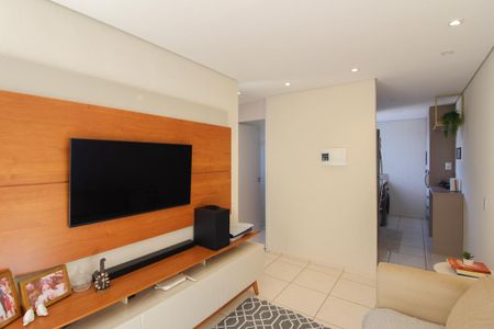 Sala de apartamento para alugar com 2 quartos, 44m² em Trevo, Belo Horizonte