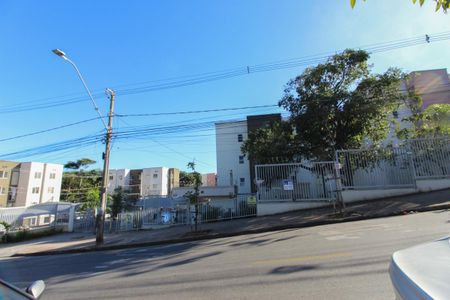Apartamento à venda com 44m², 2 quartos e 1 vaga Apartamento à venda com 44m², 2 quartos e 1 vagaFachada