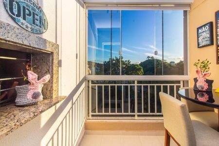 Apartamento para alugar com 72m², 3 quartos e 1 vagaVaranda