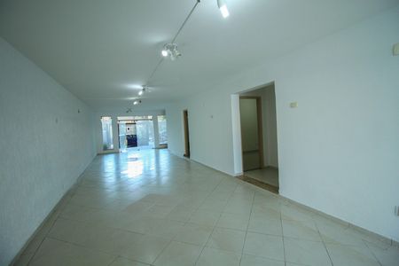 Área externa de casa à venda com 5 quartos, 274m² em Mooca, São Paulo