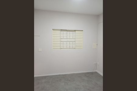 Casa para alugar com 1 quarto, 25m² em Vila Oliveira, Mogi das Cruzes