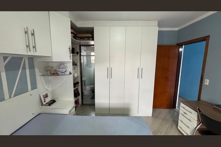 Casa à venda com 202m², 3 quartos e 2 vagasSuite