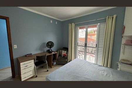 Casa à venda com 202m², 3 quartos e 2 vagasSuite