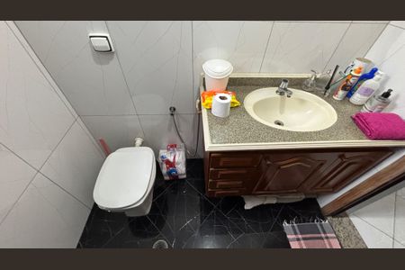 Casa à venda com 202m², 3 quartos e 2 vagasLavabo