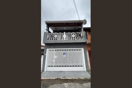 Casa à venda com 202m², 3 quartos e 2 vagasFachada
