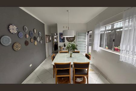 Casa à venda com 202m², 3 quartos e 2 vagasSala de Jantar - Cozinha