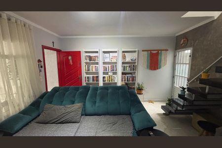 Casa à venda com 202m², 3 quartos e 2 vagasSala