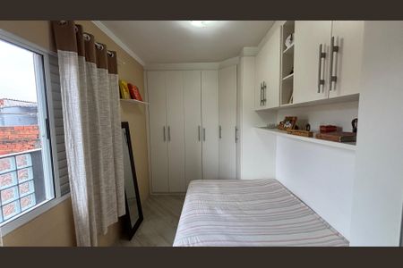 Casa à venda com 202m², 3 quartos e 2 vagasQuarto 2