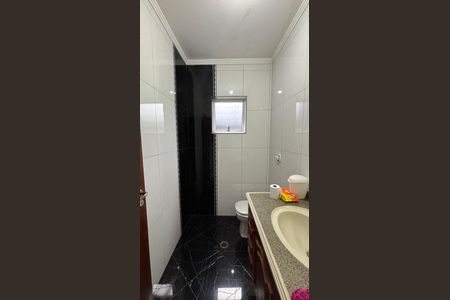 Casa à venda com 202m², 3 quartos e 2 vagasLavabo