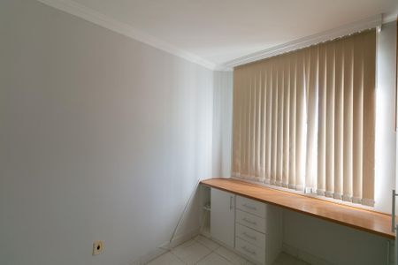 Apartamento à venda com 3 quartos, 68m² em Planalto, Belo Horizonte