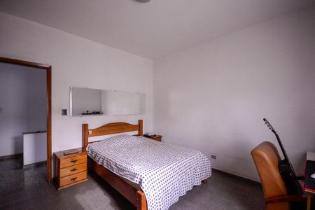 Casa para alugar com 385m², 4 quartos e 8 vagas Casa para alugar com 385m², 4 quartos e 8 vagasCasa 1 - Quarto 1 (suite)