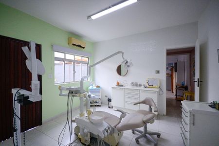 Casa para alugar com 385m², 4 quartos e 8 vagas Casa para alugar com 385m², 4 quartos e 8 vagasCasa 2 - Sala de Jantar