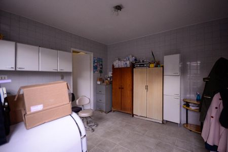 Casa para alugar com 385m², 4 quartos e 8 vagas Casa para alugar com 385m², 4 quartos e 8 vagasCasa 2 - Cozinha