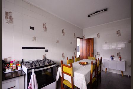 Casa para alugar com 385m², 4 quartos e 8 vagas Casa para alugar com 385m², 4 quartos e 8 vagasCasa 1 - Cozinha