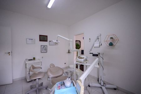 Casa para alugar com 385m², 4 quartos e 8 vagas Casa para alugar com 385m², 4 quartos e 8 vagasCasa 2 - Sala de Jantar