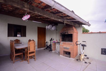 Casa para alugar com 385m², 4 quartos e 8 vagas Casa para alugar com 385m², 4 quartos e 8 vagasCasa 1 - Área de Lazer