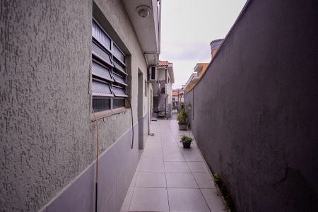 Casa para alugar com 385m², 4 quartos e 8 vagas Casa para alugar com 385m², 4 quartos e 8 vagasCasa 2 - Área de Serviço