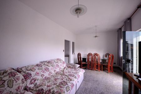 Casa para alugar com 385m², 4 quartos e 8 vagas Casa para alugar com 385m², 4 quartos e 8 vagasCasa 1 - Sala