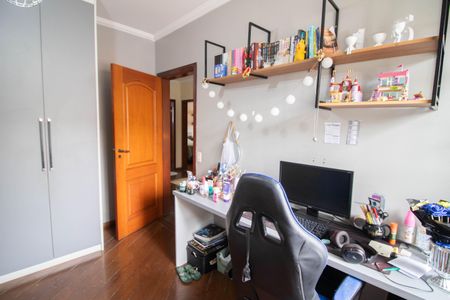 Casa à venda com 350m², 5 quartos e 5 vagasQUARTO 3