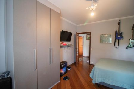 Casa à venda com 350m², 5 quartos e 5 vagasQUARTO 4