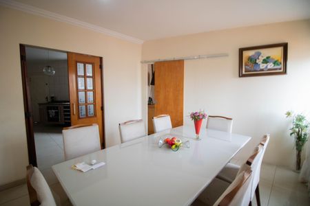 Casa à venda com 350m², 5 quartos e 5 vagasSALA DE JANTAR