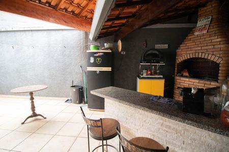 Casa à venda com 350m², 5 quartos e 5 vagasÁREA GOURMET