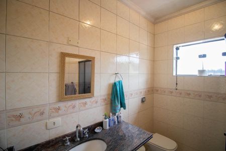 Casa à venda com 350m², 5 quartos e 5 vagasBANHEIRO 