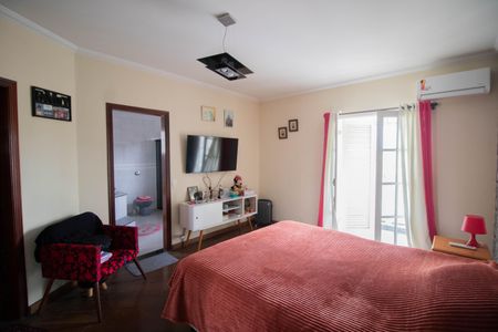 Casa à venda com 350m², 5 quartos e 5 vagasSUÍTE 1