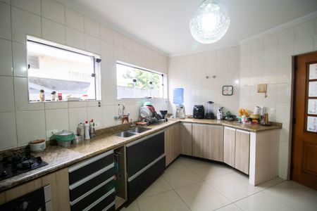 Casa à venda com 350m², 5 quartos e 5 vagasCOZINHA
