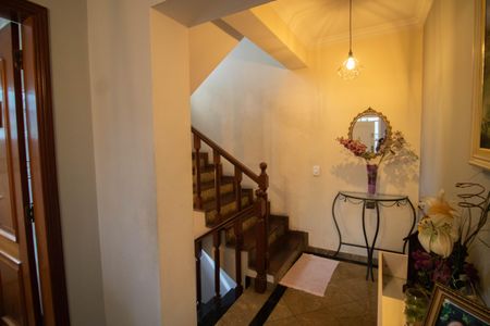 Casa à venda com 350m², 5 quartos e 5 vagasHALL DE ENTRADA