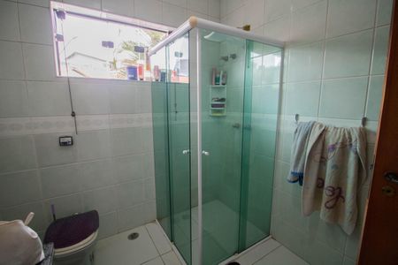 Casa à venda com 350m², 5 quartos e 5 vagasBANHEIRO DA SUÍTE 2