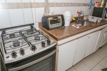 Apartamento à venda com 81m², 3 quartos e 2 vagasCozinha e Área de Serviço