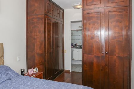 Apartamento à venda com 81m², 3 quartos e 2 vagasSuíte