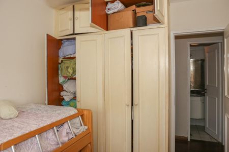 Apartamento à venda com 81m², 3 quartos e 2 vagasQuarto 3