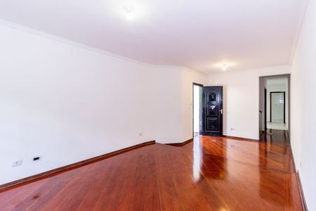 Casa para alugar com 200m², 3 quartos e 4 vagas Casa para alugar com 200m², 3 quartos e 4 vagasSala